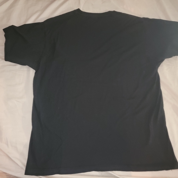 Black tshirt XL - Picture 2 of 3